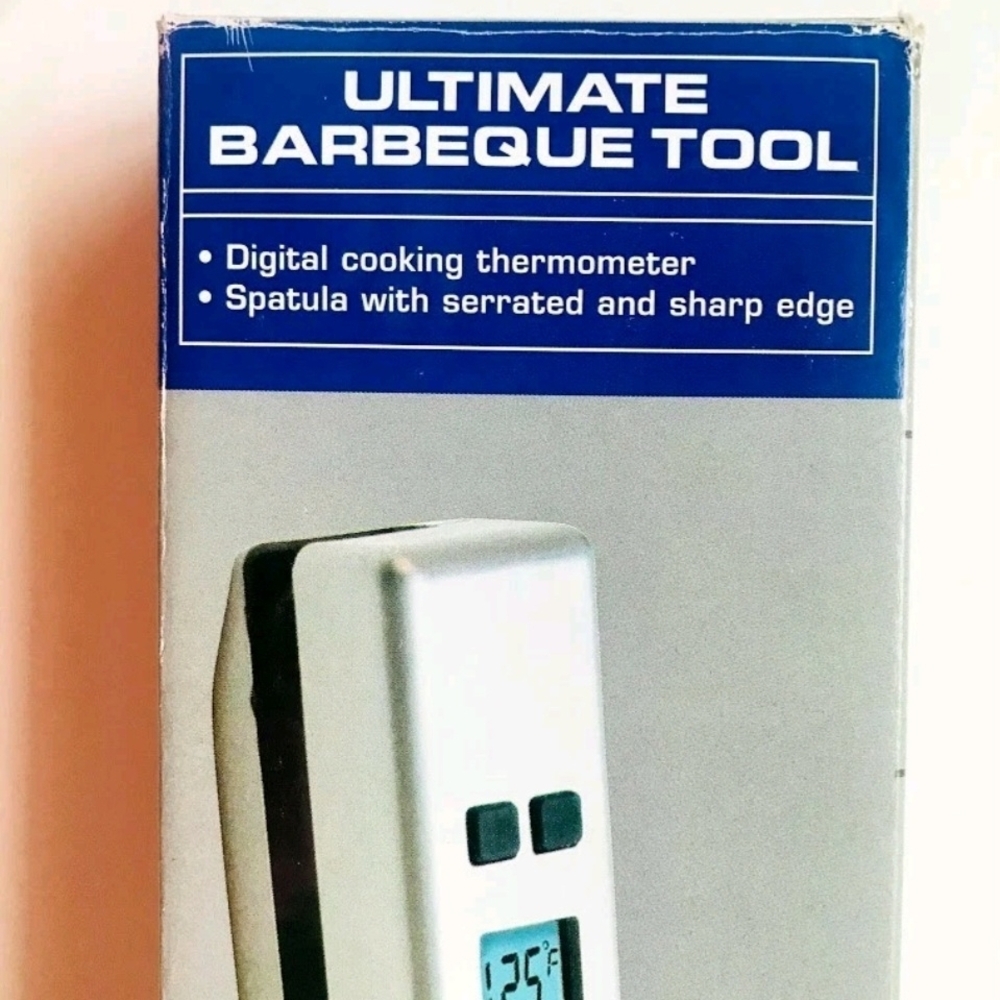 Ultimate Barbecue Tool - Stainless Steel Spatula/Fork Sharp/Serrated Thermometer